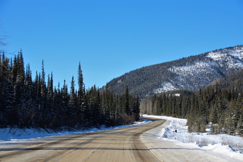 Alaska Highway northbound closer to Stone Mountain